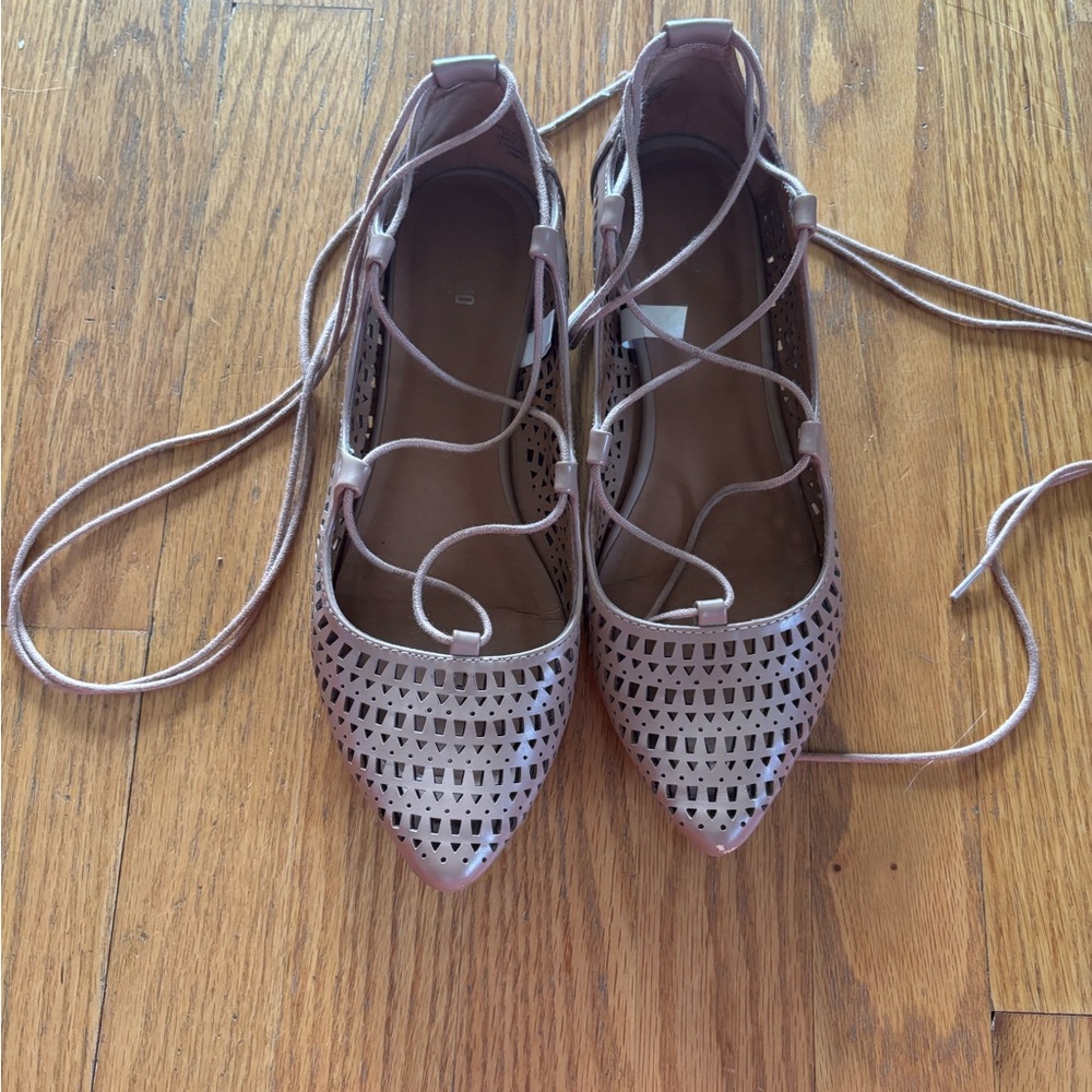 Women's Lace-Up Ballet Flats